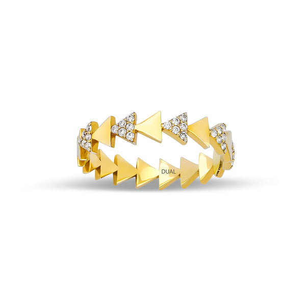 Triangolo - 14K Gold Triangle Diamond Ring